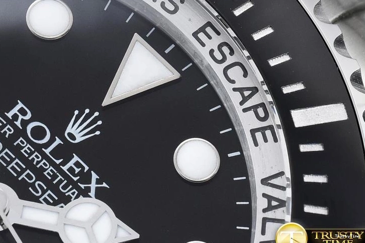 0929 Comfortable ROLSD056A – Deep Sea Dweller 1005